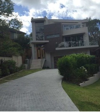 4 Waratah