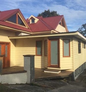 8 Warabin Street, Waterfall