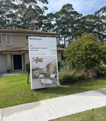 30 Leichhardt Crescent, Sylvania