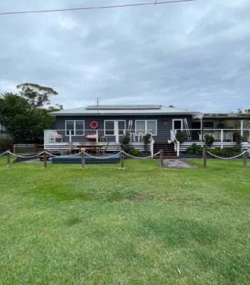 172 River Rd, Sussex Inlet